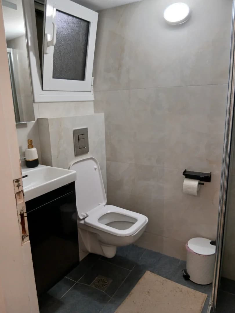 Room photo 2